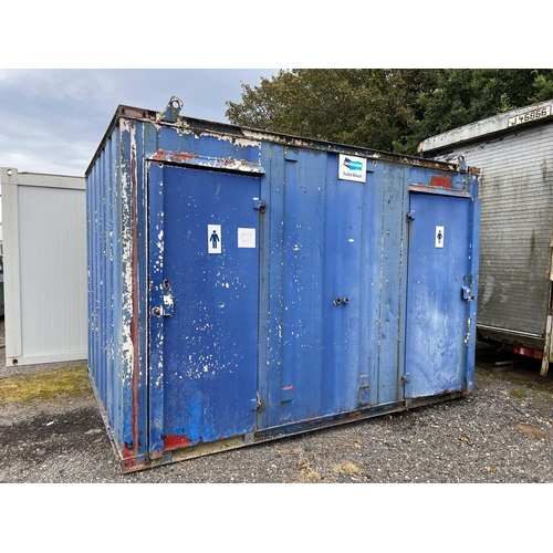 21 - A Doosan portable double toilet/welfare block