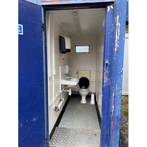 21 - A Doosan portable double toilet/welfare block