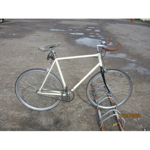 107 - A Hackney fixed gear racing bicycle (23