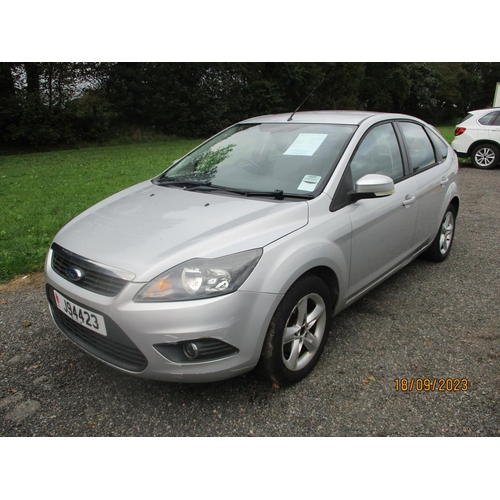 5 - A 2010 Ford Focus Zetec 1.6 five door hatchback J94423 (petrol/manual), odometer reading 61,175 mile... 