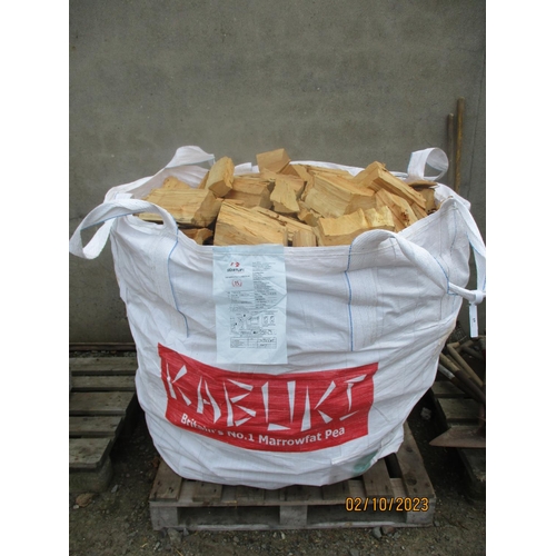 69 - A bulk bag of seasoned logs