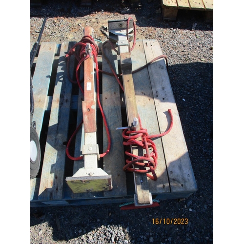 78 - A pair of adjustable boat legs