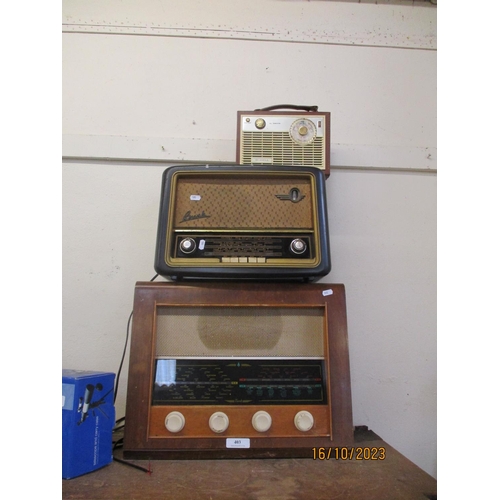 403 - Two vintage wireless sets together with a vintage transistor radio