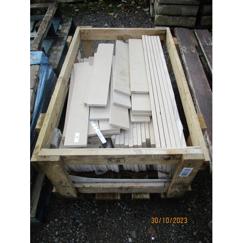 33 - A pallet of stone cladding/slabs