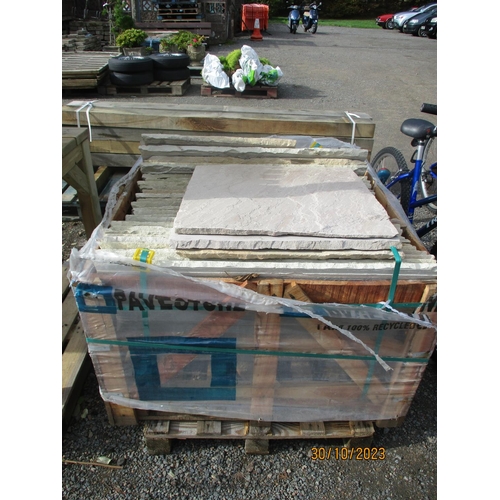 57 - A pallet of Golden Fossil Indian sandstone paving - new