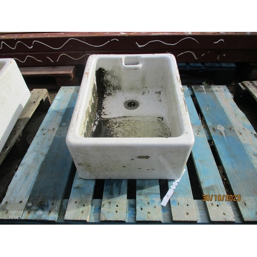 65 - A vintage Twyfords Belfast sink