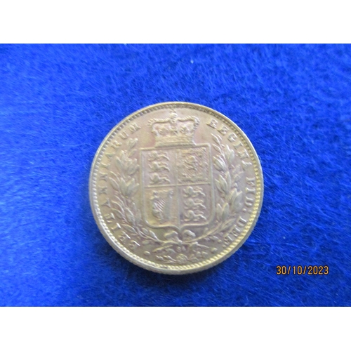 147 - A Victorian 1870 full gold sovereign