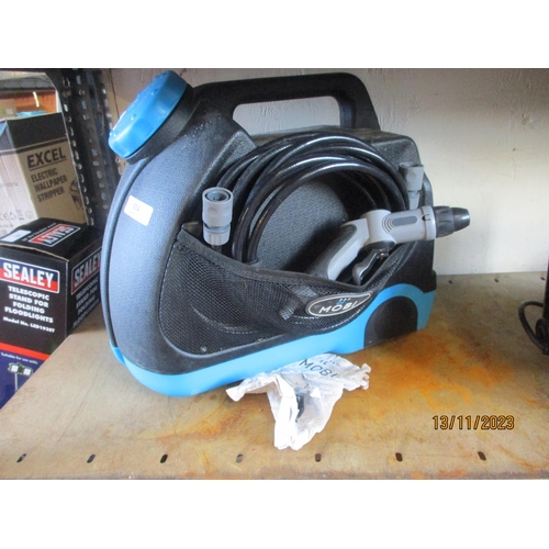 114 - A Mobi V-15 portable pressure washer