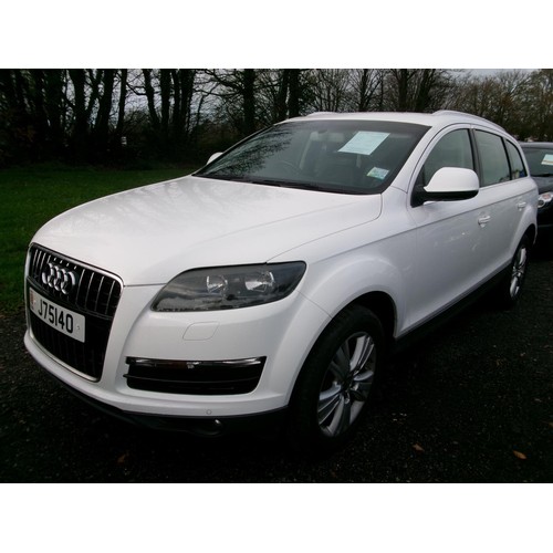 3 - A 2010 Audi Q7 SE 3.0 TDi Quattro SUV J75140 (diesel/automatic), odometer reading 73,291 miles