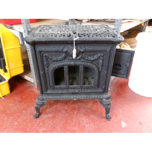 94 - A Poele Bois cast iron multi fuel stove - unused