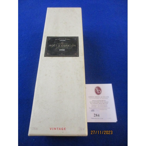 284 - A presentation bottle of 1998 Moet & Chandon Millesime Blanc 1998 Vintage Champagne - sealed