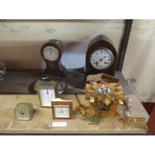 400 - Two Edwardian mantle clocks, a cuckoo clock and other clocks