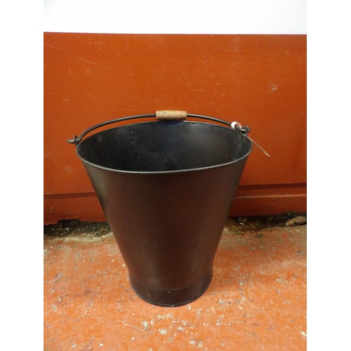 299 - A large tapered coal bucket