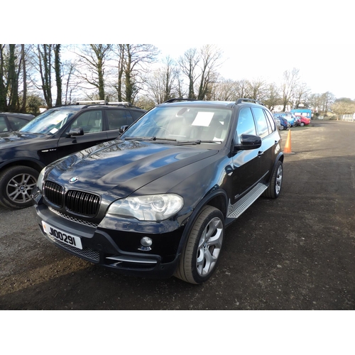 8 - A 2007 BMW X5 3.0D 3.0 TDi SUV J100291 (diesel/automatic), odometer reading 66,579 miles (crack to l... 