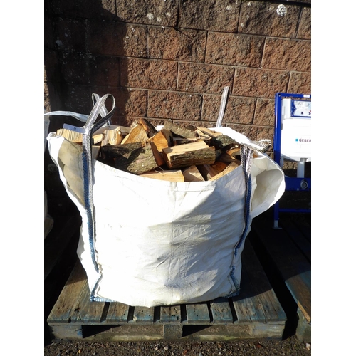 25 - A bulk bag of logs