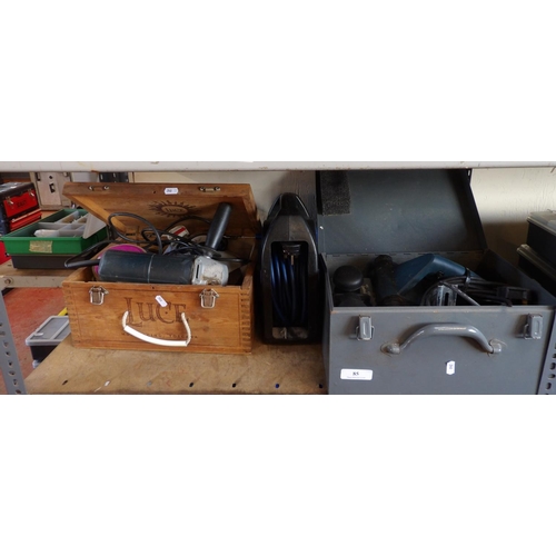 85 - A Bosch angle grinder together with a large quantity of various discs, a cable reel and a Bosch plan... 