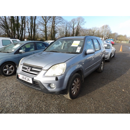 5 - A 2006 Honda CR-V iVTEC Sport 2.0 SUV J41434 (petrol/automatic), odometer reading 87,101 miles (igni... 