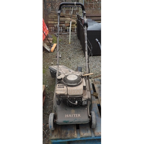 27 - A Hayter Harrier 41 self propelled motor mower