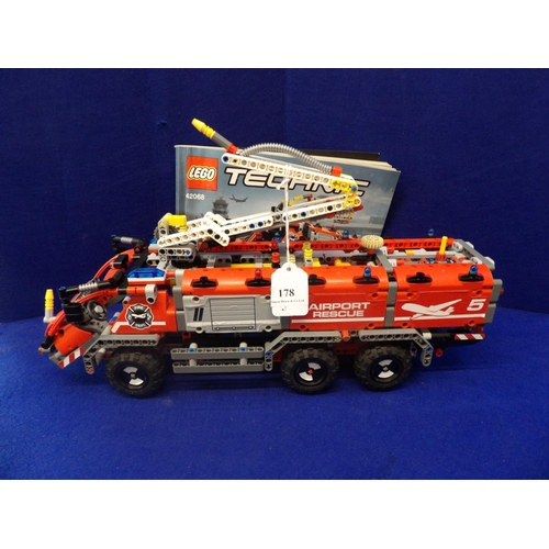 178 - A Lego Technic Airport Fire Appliance - no. 42068