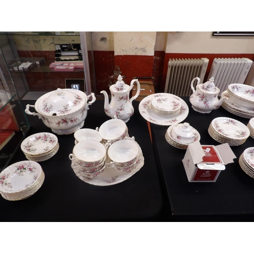 279 - A comprehensive range of Royal Albert Lavender Rose bone china