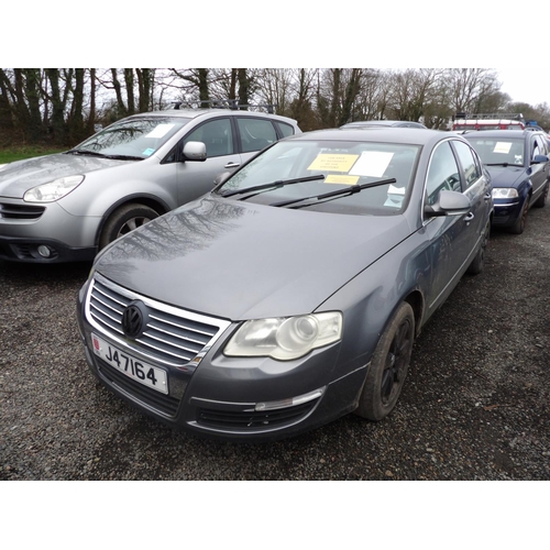 6 - A 2005 Volkswagen Passat 2.0 SE four door saloon J47164 (petrol/manual), odometer reading 59,763 mil... 