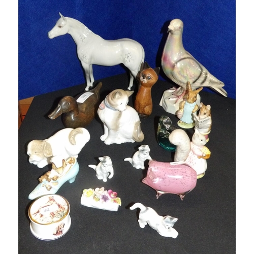 318 - A Beswick model of a dapple grey horse together with other animal models, paper weights, a trinket b... 