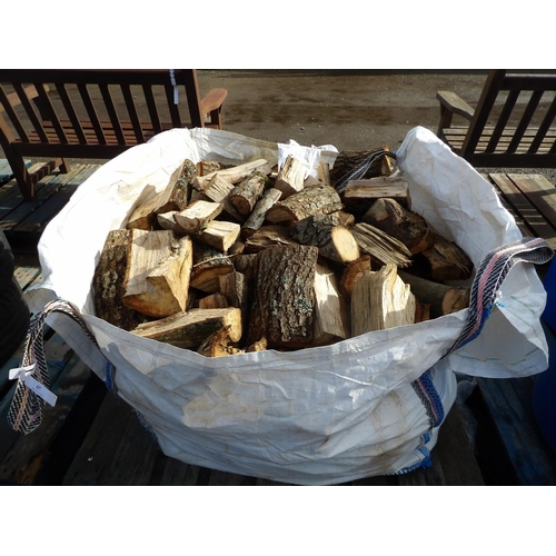 67 - A bulk bag of logs