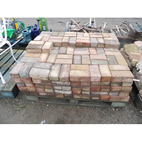 84 - A pallet of brick pavers