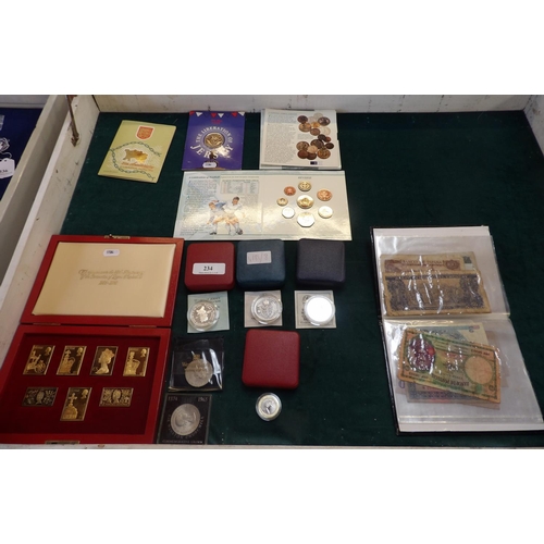 234 - Assorted commemorative and other coinage, vintage bank notes, commemorative postage stamp tokens etc... 