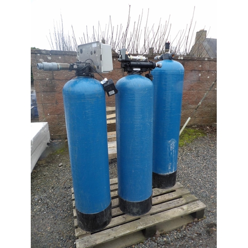 39 - Three Pentair Polyglass pressure vessels and associated equipment