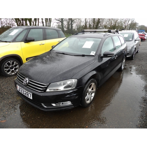 4 - A 2011 Volkswagen Passat S BlueMotion Technology 1.6 TDi estate J133287 (diesel/manual), odometer re... 