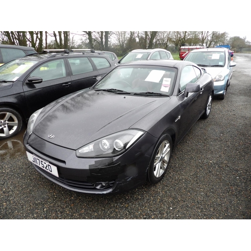 6 - A 2008 Hyundai 1.6 Coupe J117520 (petrol/manual), odometer reading 44,963 miles