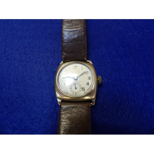 262 - A vintage Damas antimagnetic wrist watch on leather strap