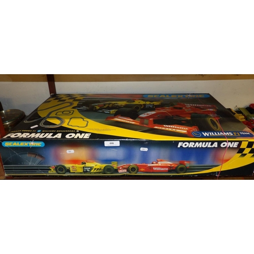 446 - A Scalextric Formula One racing set