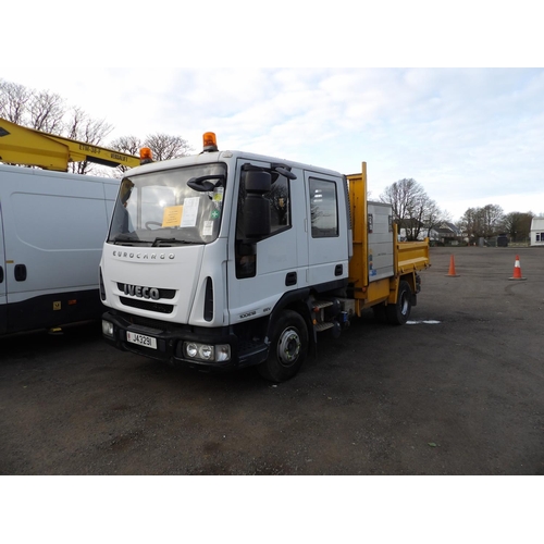 20 - A 2013 Iveco ML100E 18D 4.0 TDi Euro Cargo crew cab tipper fitted a side mounted platform lift J4329... 