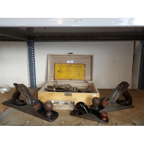 110 - A Record Improved combination plane together with four Stanley wood working planes