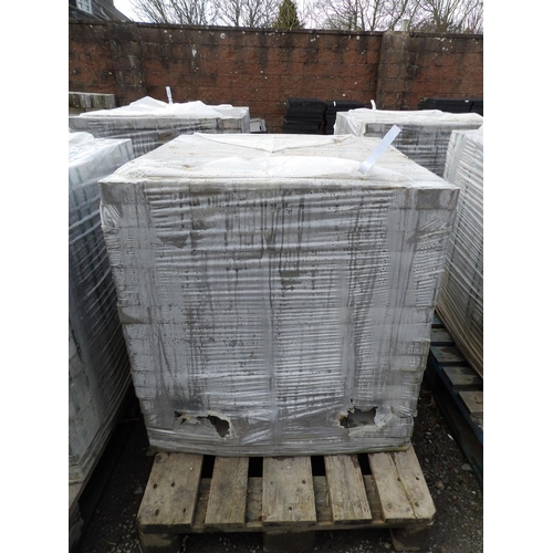 64 - A pallet of Brett Omega natural brick pavers (200x100x50mm) - new and factory sealed