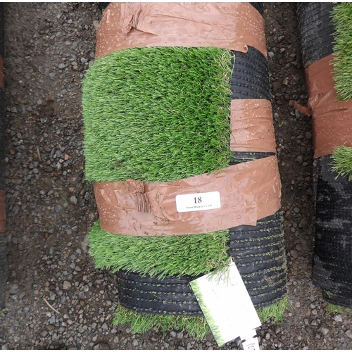 18 - A roll of Natural Lawn 32mm artificial grass - 2.2m x 4m