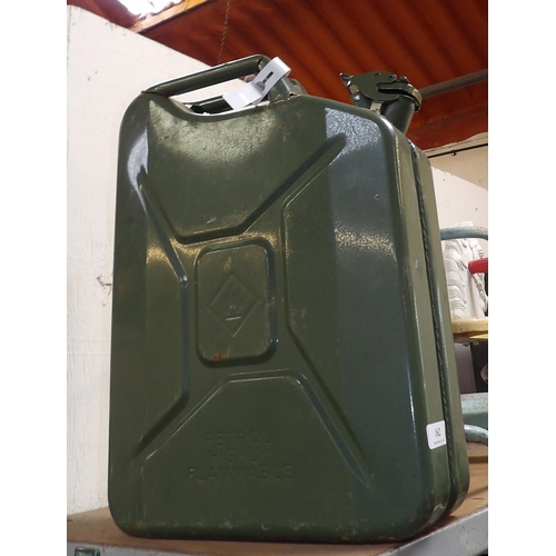 162 - A 20L capacity jerry can