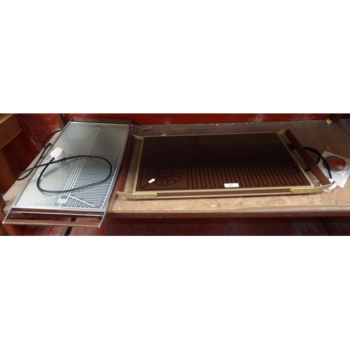 Two Salton hot plates