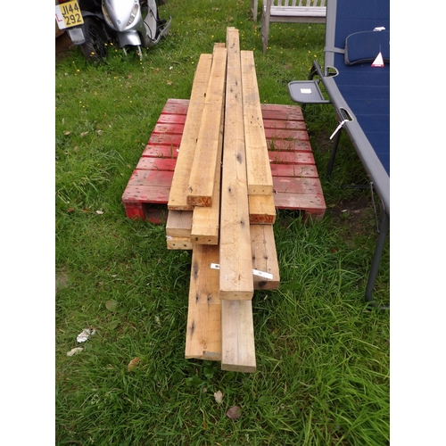 24 - A quantity of serviceable timber