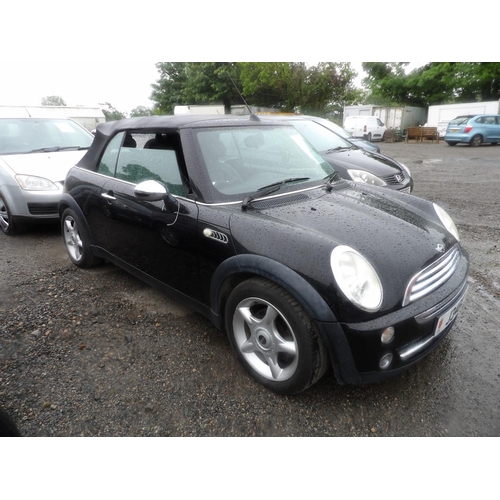 11 - A 2005 Mini Cooper 1.6 convertible (petrol/manual) J34612, odometer reading 94,144 miles