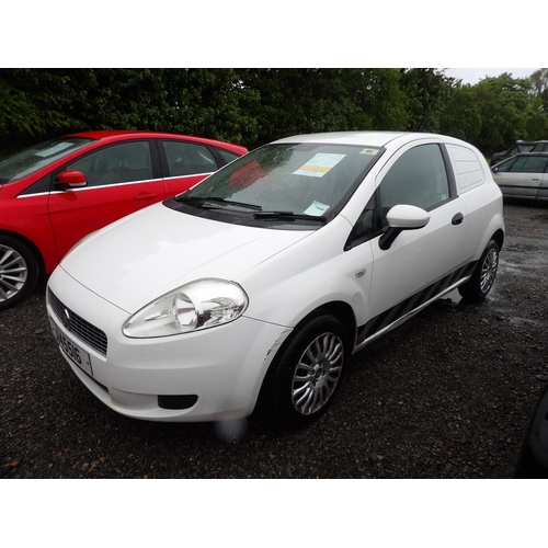 6 - A 2009 Fiat Grande Punto Active 1.2 three door hatchback (diesel/manual) J145516, odometer reading 9... 