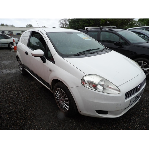 6 - A 2009 Fiat Grande Punto Active 1.2 three door hatchback (diesel/manual) J145516, odometer reading 9... 