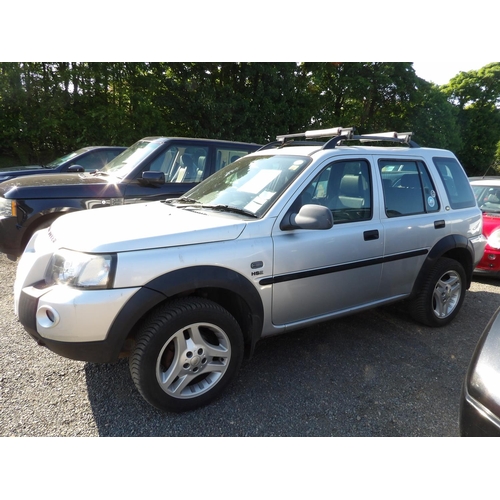 10 - A 2006 Land Rover Freelander HSE 2.0 TD4 SUV J30154 (diesel/manual), odometer reading 104,242 miles