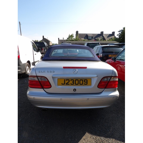 13 - A 2000 Mercedes-Benz CLK320 Avantgarde 3.2 convertible J23009 (petrol/automatic), odometer reading 4... 