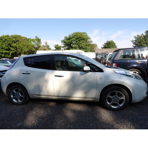 5 - A 2011 Nissan Leaf five door hatchback J122238 (full electric/automatic), odometer reading 35,103 mi... 