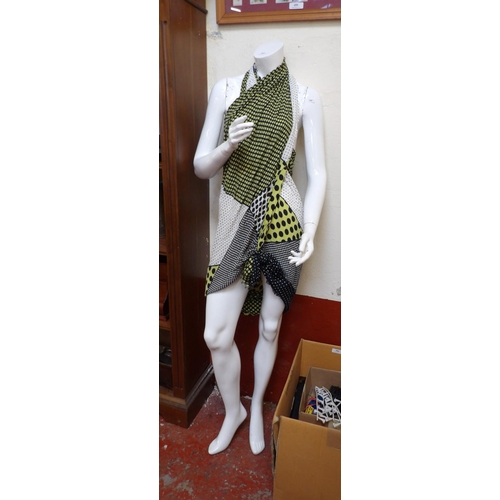 503 - A shop mannequin of the female form