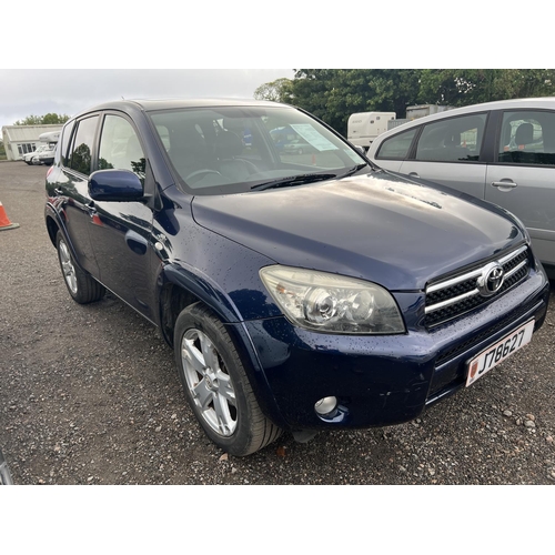 10 - A 2006 Toyota RAV4 T180 2.2 TDi SUV J78627 (diesel/manual), odometer  reading 123,593 miles