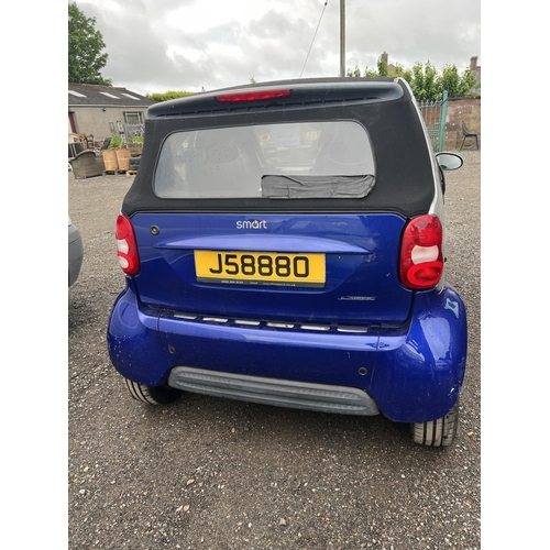 13 - A 2002 Smart Passion 0.6 convertible J58880 (petrol/automatic), odometer reading 27,373 miles